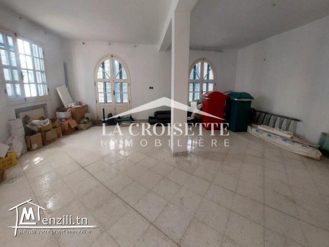 Villa à retaper ou à démolir à Gammarth MVV0430