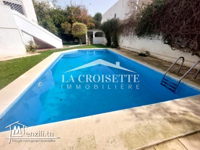 Villa S+5 avec piscine à La Marsa  ZVL0208