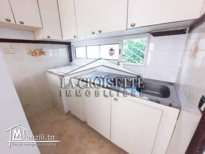 Villa S+5 avec piscine à La Marsa  ZVL0208