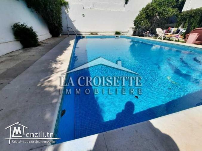 Villa S+5 avec piscine à La Marsa  ZVL0208
