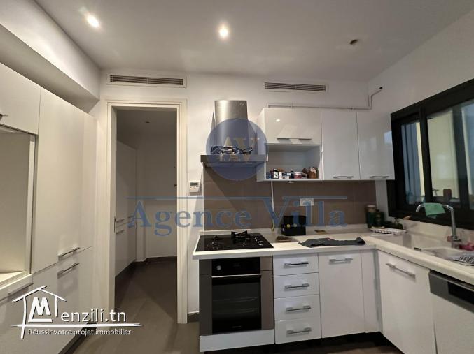 un duplex s3 à la marsa avec jardin