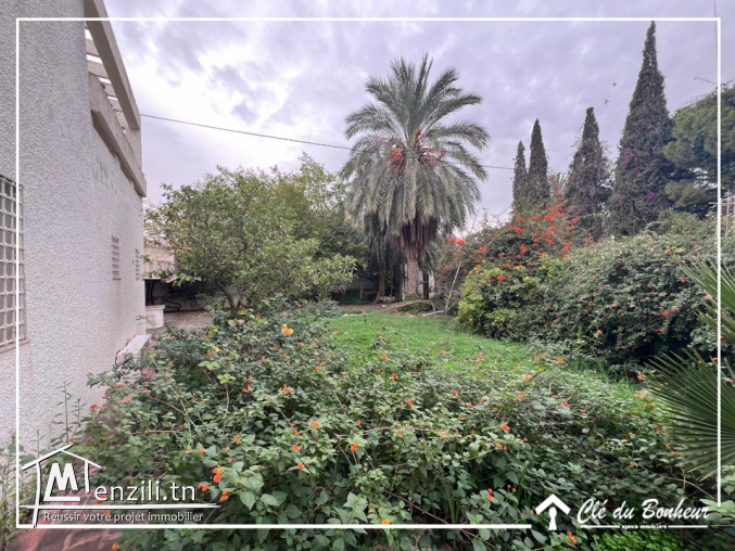 à vendre maison 941 m2 à Ariana