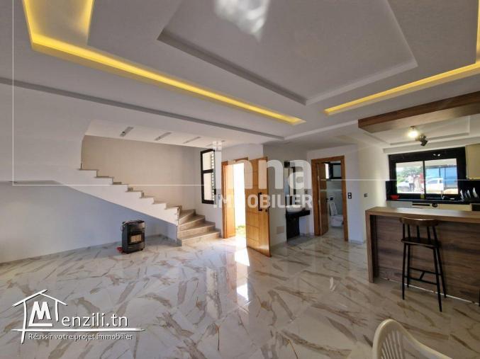 Duplex S+3 pied dans l'eau à Kerkouen