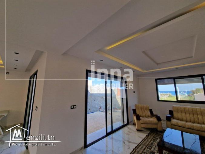 Duplex S+3 pied dans l'eau à Kerkouen