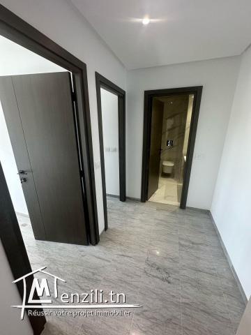 À LOUER : Un appartement S+2 situé à Cité Wahat