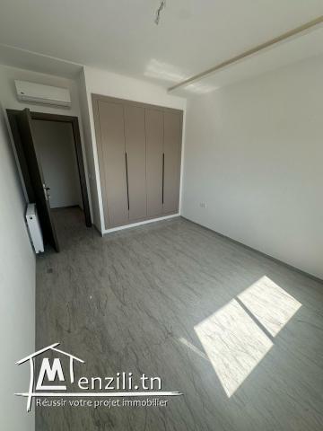 À LOUER : Un appartement S+2 situé à Cité Wahat