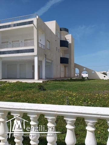 villa pieds dans l'eau