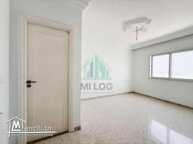 Un Appartement S3 de 134 m²  à Yasminette