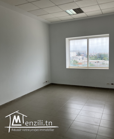 Bureau à louer au Marsa Mall – Emplacement stratégique !