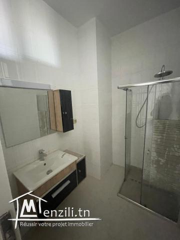 bureau s+4 à Alain savary