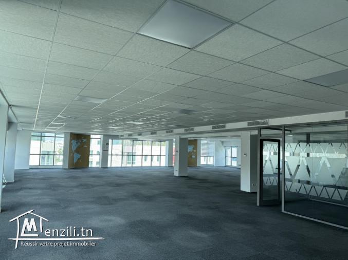 Super bureau 2300 m²hs au lac 2