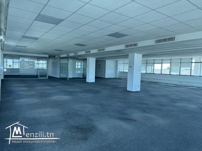 Super bureau 2300 m²hs au lac 2