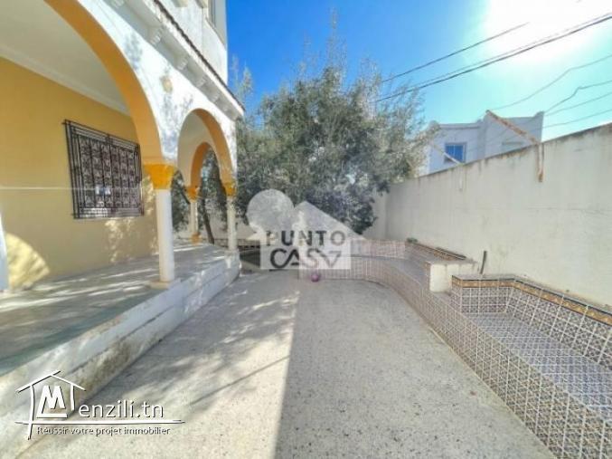 VILLA  A  MAHDIA ZONE TOURISTIQUE