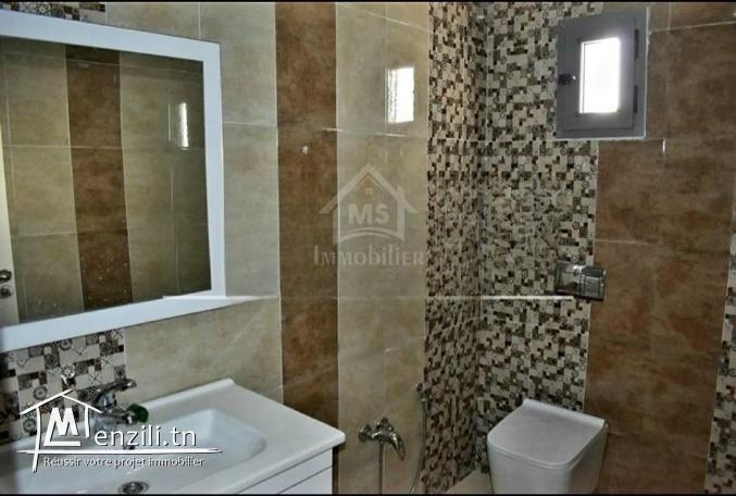 Villa avec piscine et jardin à Hammamet Sud à vendre 51355351