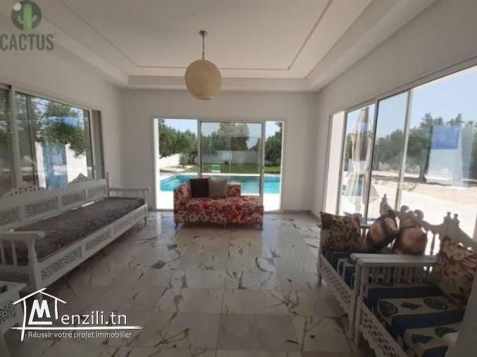 Location Vacances Villa en S5 avec piscine à Hammamet Nord.
