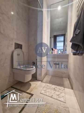 un duplex avec piscine au lac 2