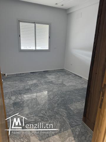 App S+3 à louer en face Mahsouna