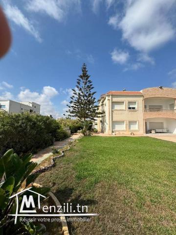 Superbe Villa pré kantaoui pied dans l'eau