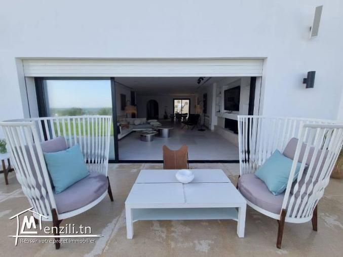 V528 Villa DE LUXE NORD