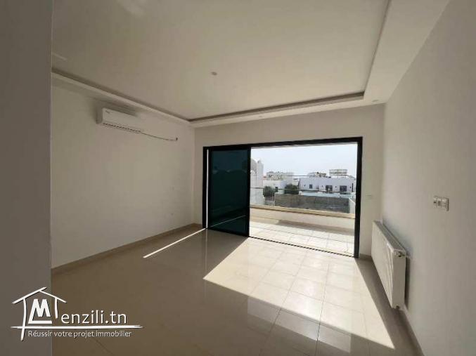 V493 Villa VIF NORD VIF VILLA