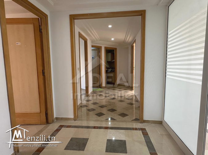 AL Bureau 150m² au Lac1