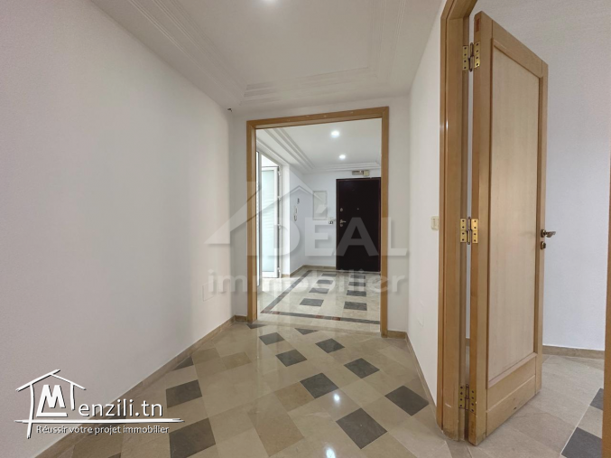 AL Bureau 150m² au Lac1