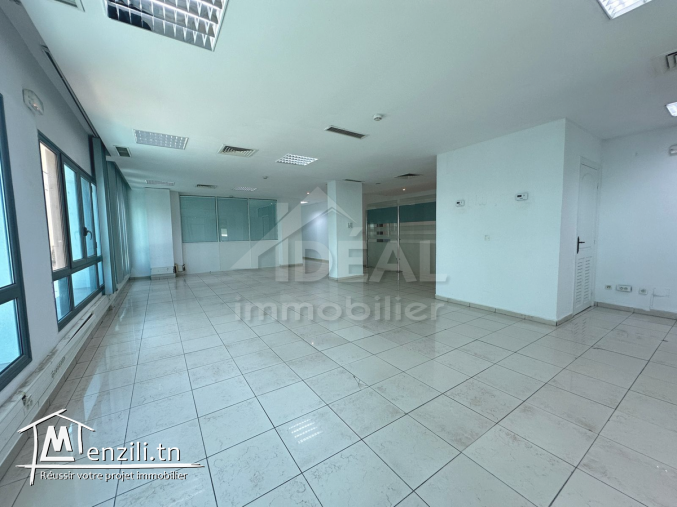 AL Bureau 350m² au Lac1