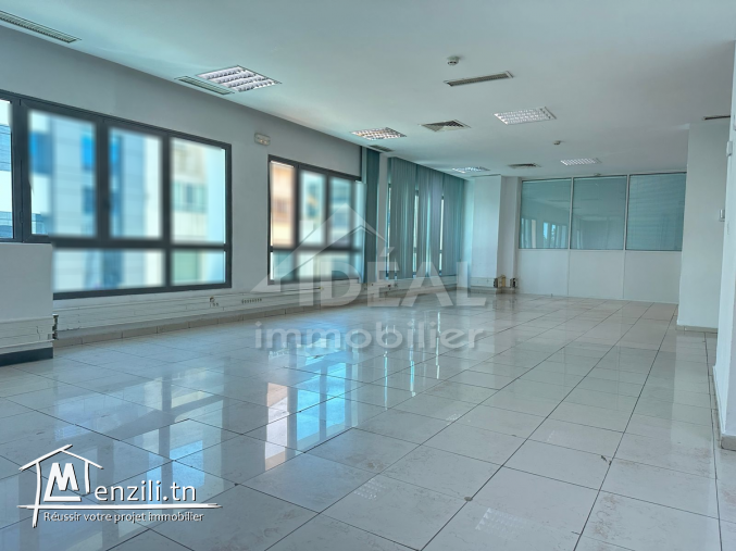 AL Bureau 350m² au Lac1