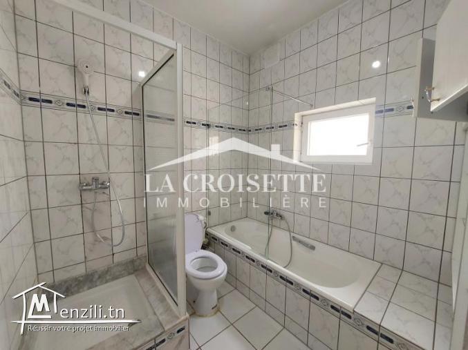 Duplex S+4 avec jardin à La Marsa ZDL0654