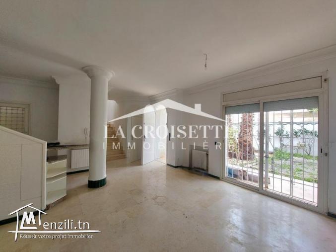 Duplex S+4 avec jardin à La Marsa ZDL0654