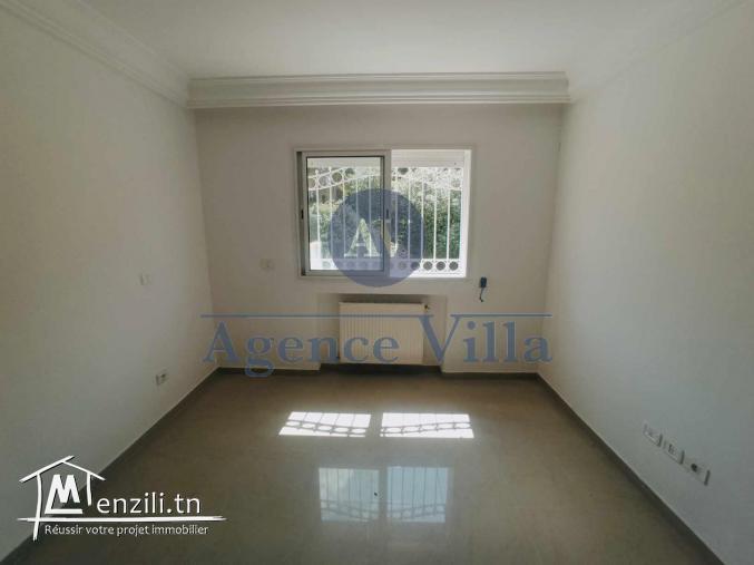 un duplex s4 à la soukra avec jardin