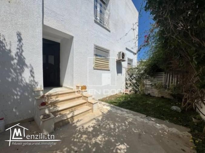 Etage de villa s3 à cité les pins