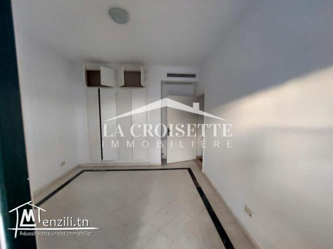 Duplex meublé s+3 à La Marsa MDL0653