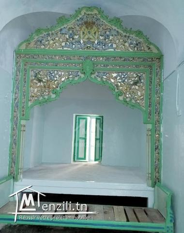 Une maison arabe avec garage à vendre à Hammamet 51355351