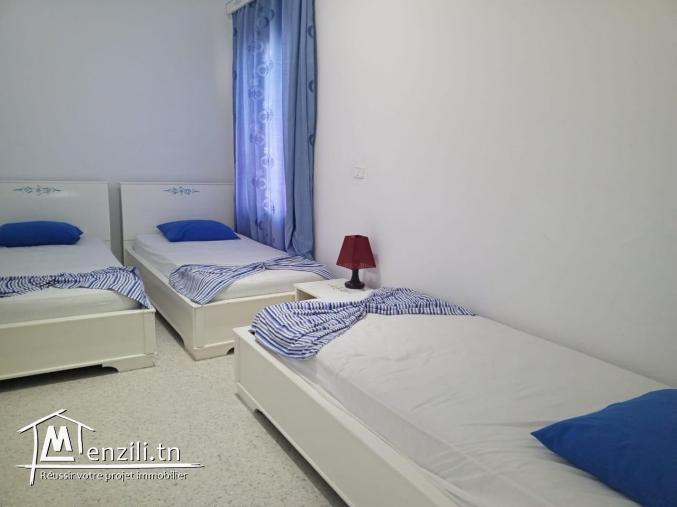 Appartement pieds dans l'eau à plage hammam ghezez