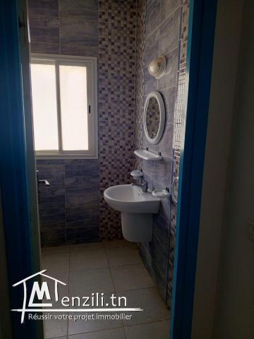 Appartement pieds dans l'eau à plage hammam ghezez