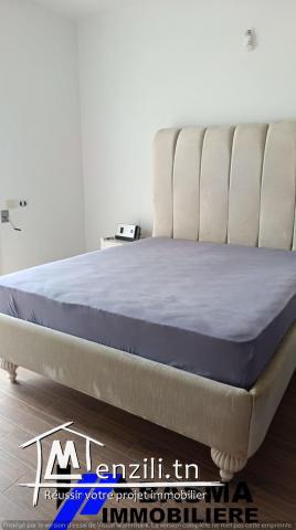 Un étage de villa s+3 à louer situé à chatt mariem