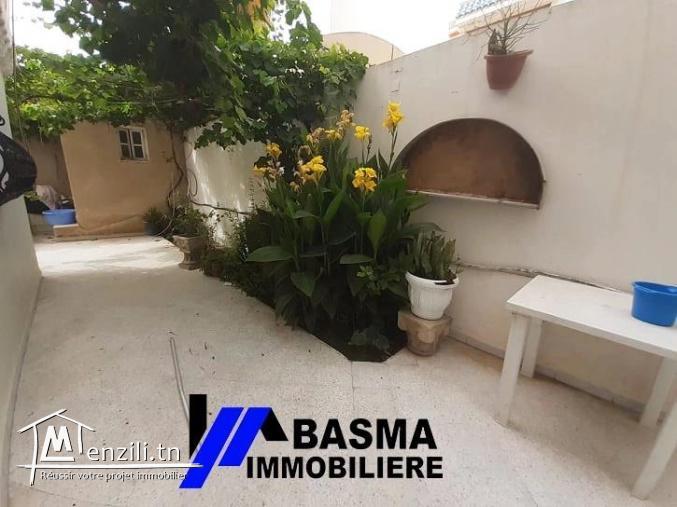 Un rez de chaussée à louer pour la location estivale situé à chatt mariem