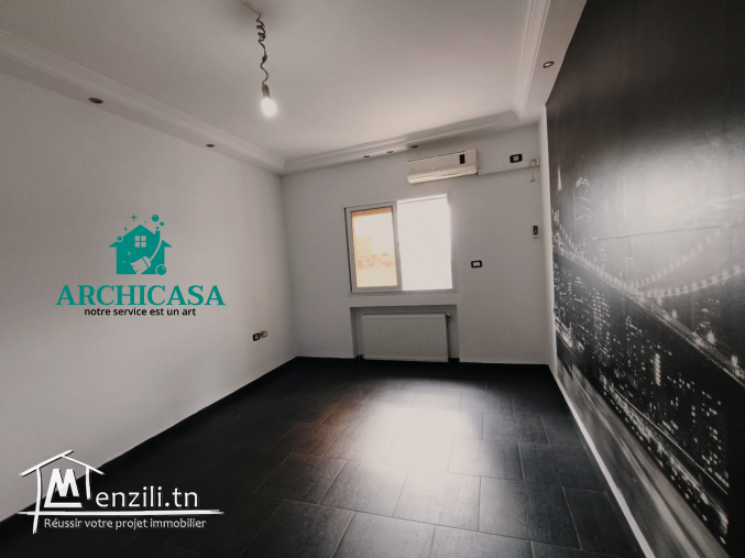 un étage d'une villa à louer