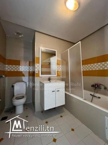 À LOUER  un appartement S2 non meublé avec terrasse situé à Hammam Sousse côté de la plage