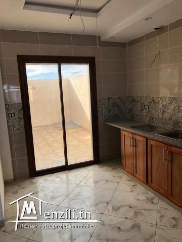 une villa à vendre à el haouaria prés de la plage