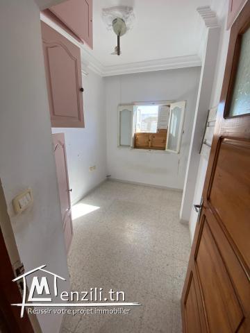 À Vendre – Maison traditionnelle avec duplex S+4