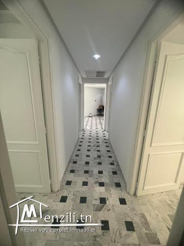 Location Bureau Open space + 4 à Montplaisir Monplaisir