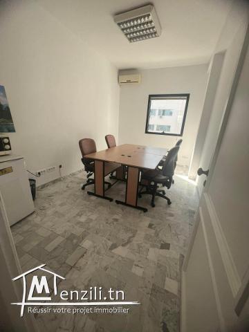 Location Bureau Open space + 4 à Montplaisir Monplaisir