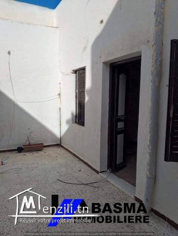 Une maison s+2 à vendre situé à Bohsina