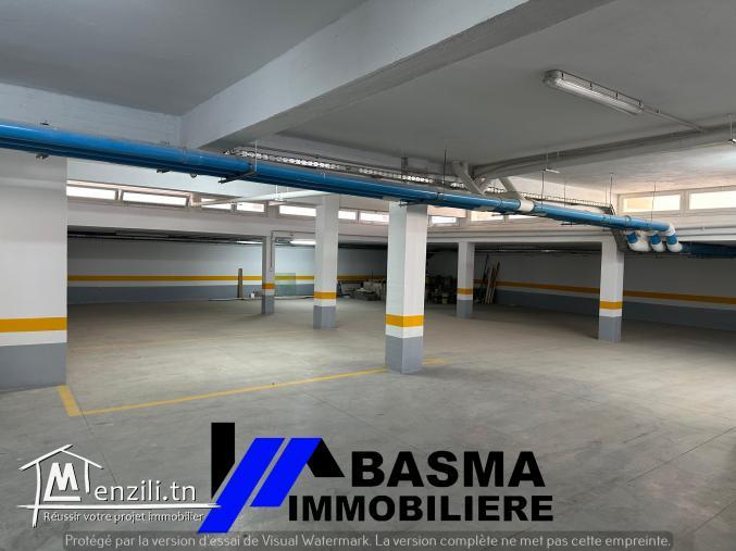 Un luxueux appartement s+4 à vendre situé à zone touristique