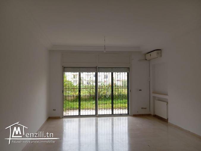 S+3 au RDC avec jardin privé a cité el Wahat