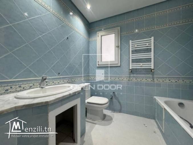 Appartement de 200 m2 à la Marsa