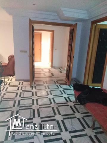 A louer appartement , au 1éme étage indépendant