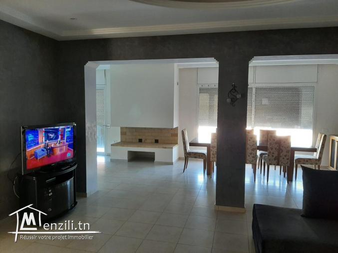 À Vendre – Magnifique Villa avec Piscine à El Haouaria